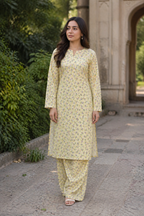 2PC Camric Cotton Suit – Imported Thailand (Unstitched)