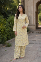2PC Camric Cotton Suit – Imported Thailand (Unstitched)