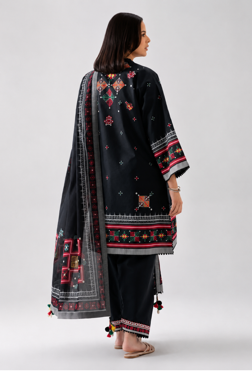 Nishat Digital Printed Lawn 3piece Collection
